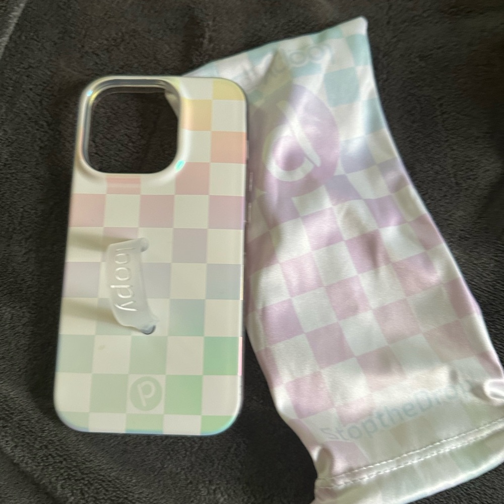 Loopy Case iPhone 14 Pro Iridescent Checkered Case